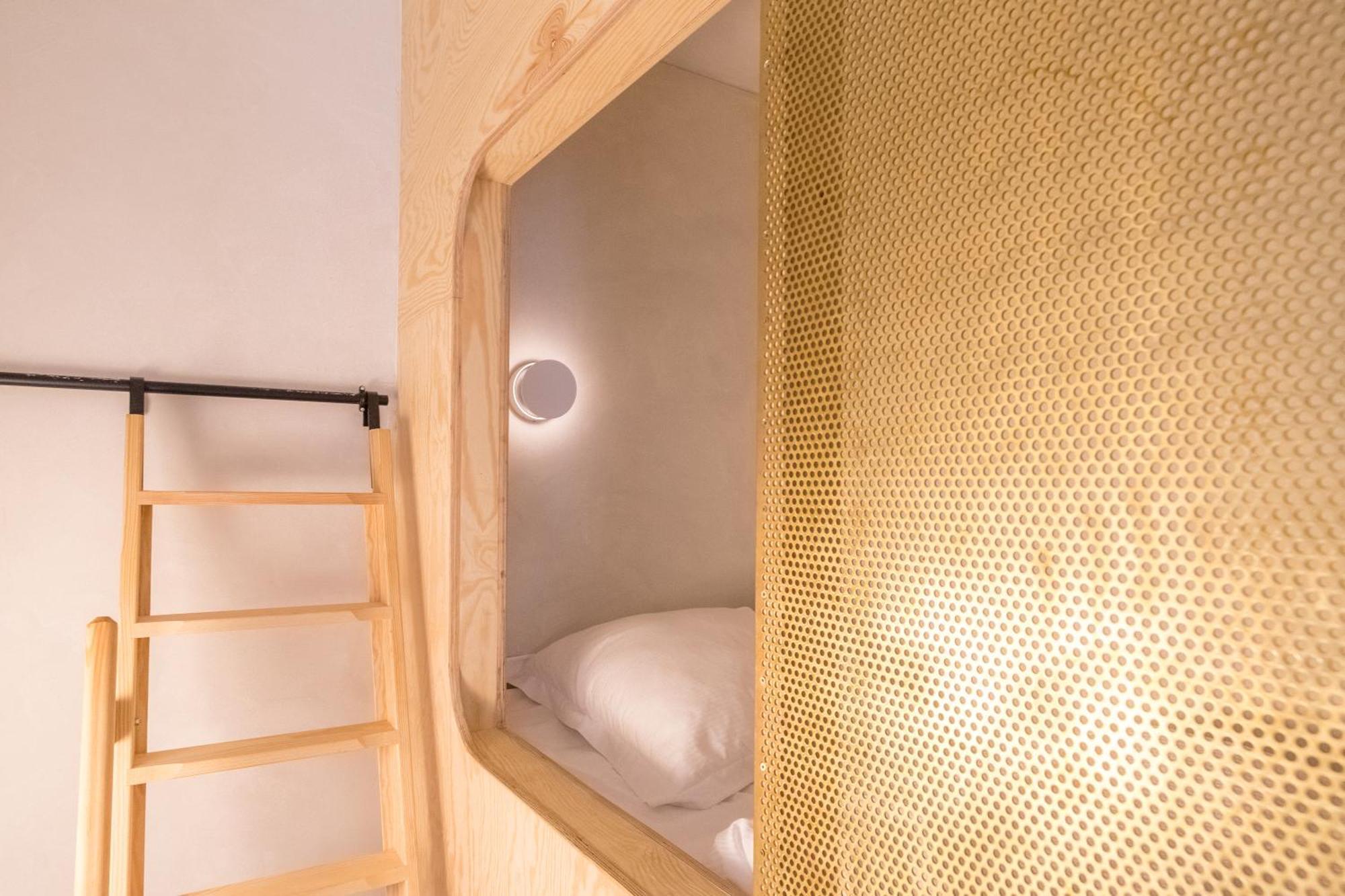 The Hide Aparthotel Gent Bagian luar foto